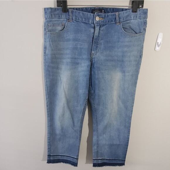 GIORDANO VINTAGE stretch‎ mid-rise raw hem cropped jeans - Picture 1 of 4